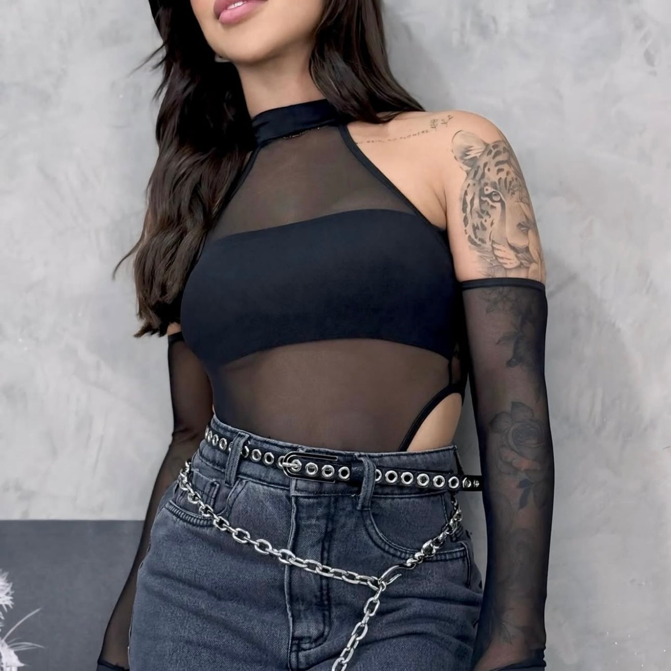 Body Patricia em tule manga longa com luva