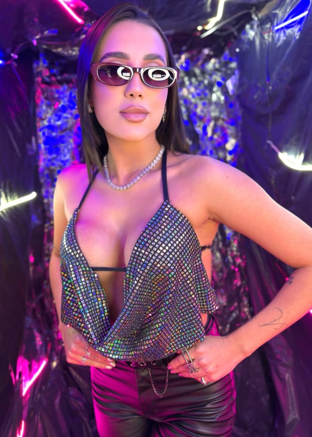 Cropped holográfico gola Boba....