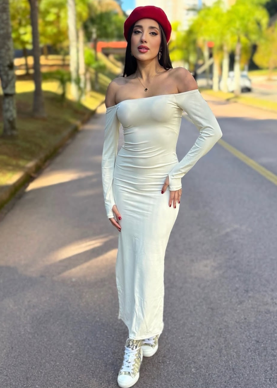 Vestido ombro a ombro com bojo