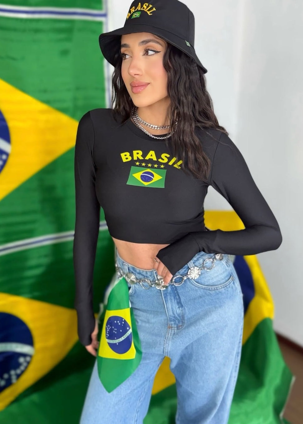 Cropped Seleção com luvinha...