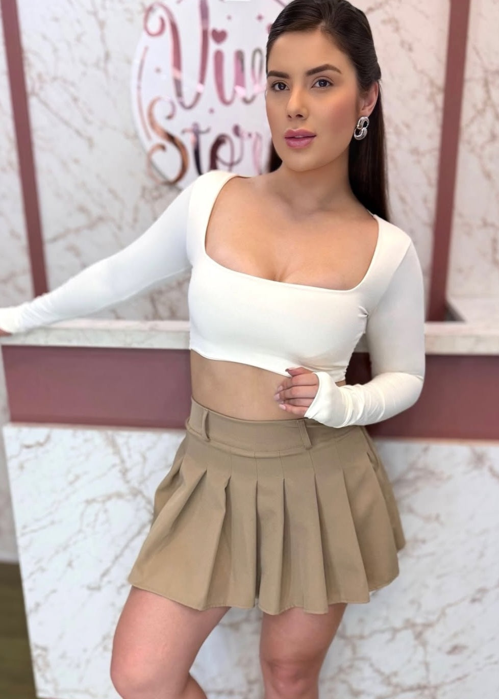 Cropped Luana
