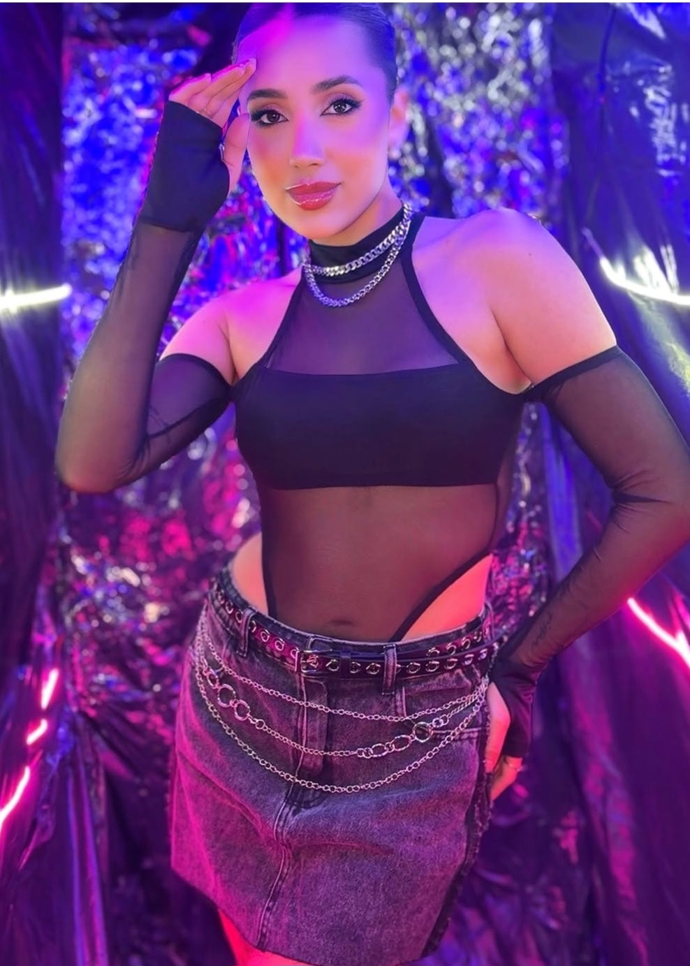 Body em tule c luva...